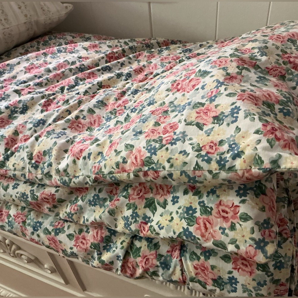 Prettiest Floral Comforter